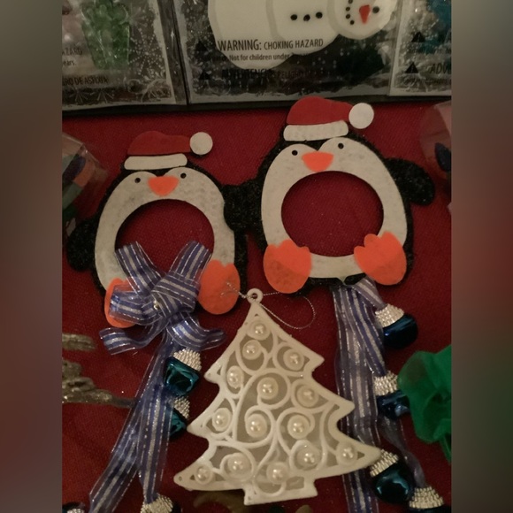 Christmas decorations package, ornaments, lights, gel window decals, sock holder - Picture 5 of 10